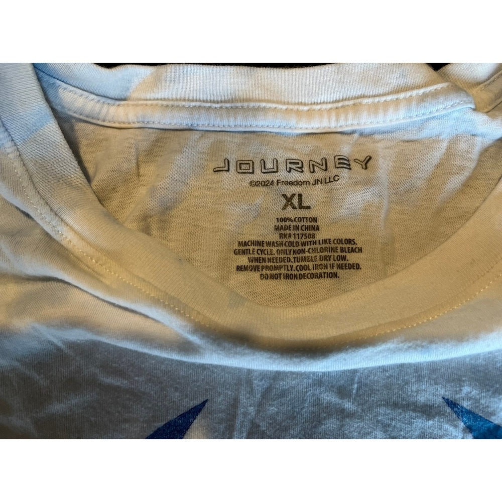 Journey Band Tee XL White Graphic Scarab Wings 80s Rock Cropped T Shirt‎ - Picture 6 of 7